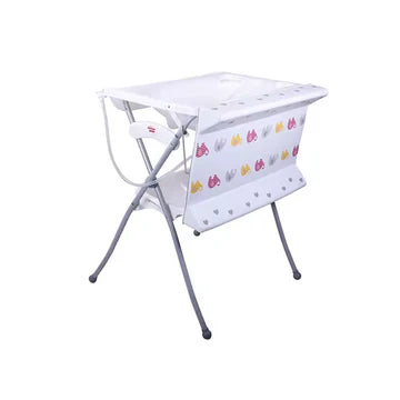 حوض استحمام لحديثي الولادة مع طاولة