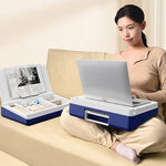 طاولة الدراسة بمساحة للأقلام