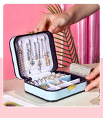 صندوق تخزين المجوهرات للنساء