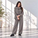بدلة نسائي
