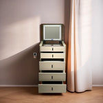 طاولة زينة مع مرآة مضيئة