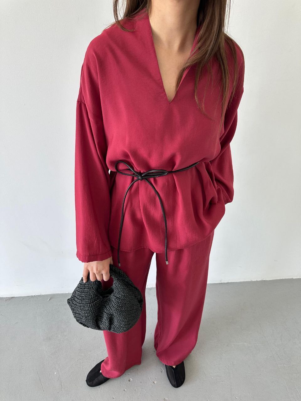 بدلة نسائي مزموم الخصر