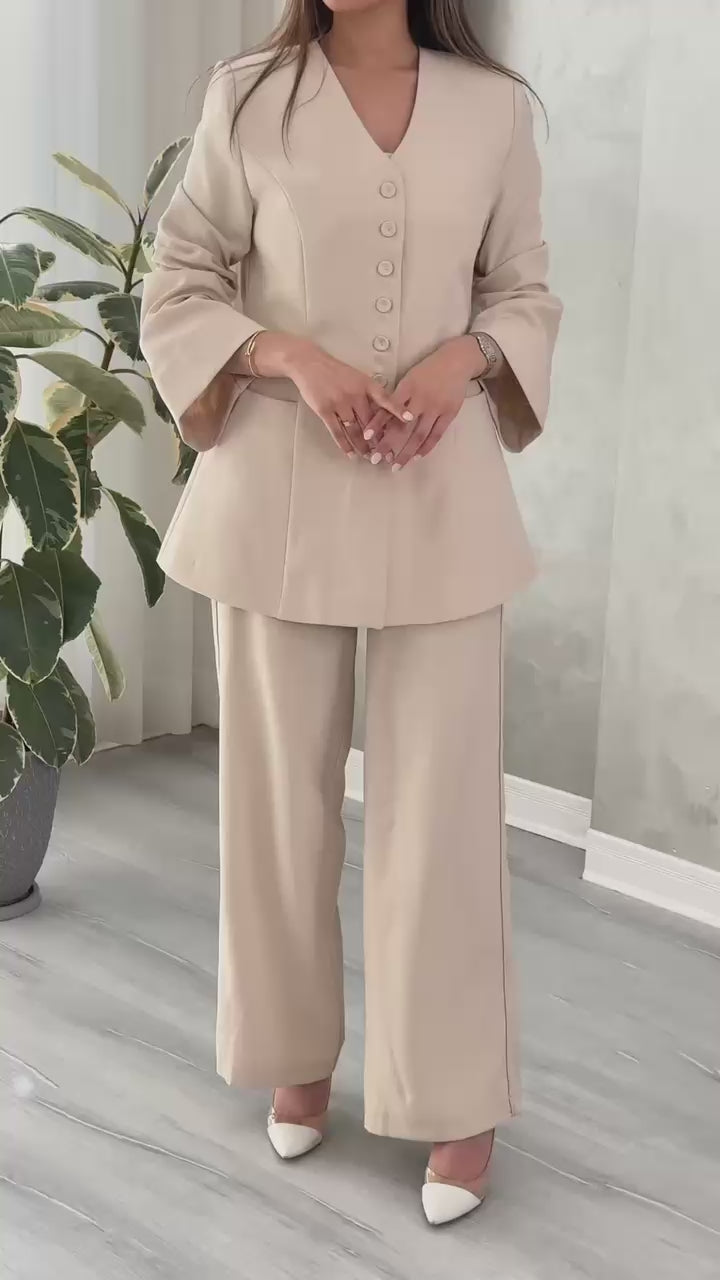 بدلة نسائي بقصة راقية