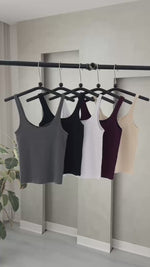 توب نسائي عملي