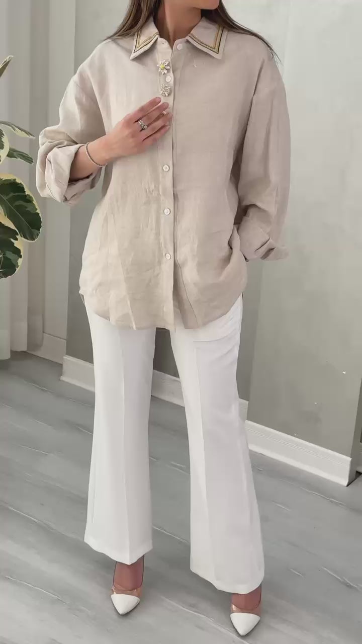 قميص لينن بياقة مطرزة