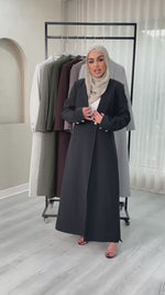 جاكيت نسائي بزر