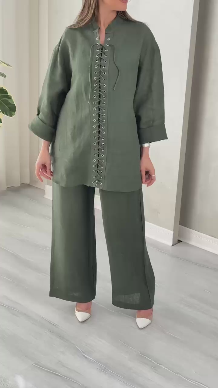 بدلة نسائي برباط امامي