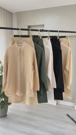 بدلة نسائي برباط امامي