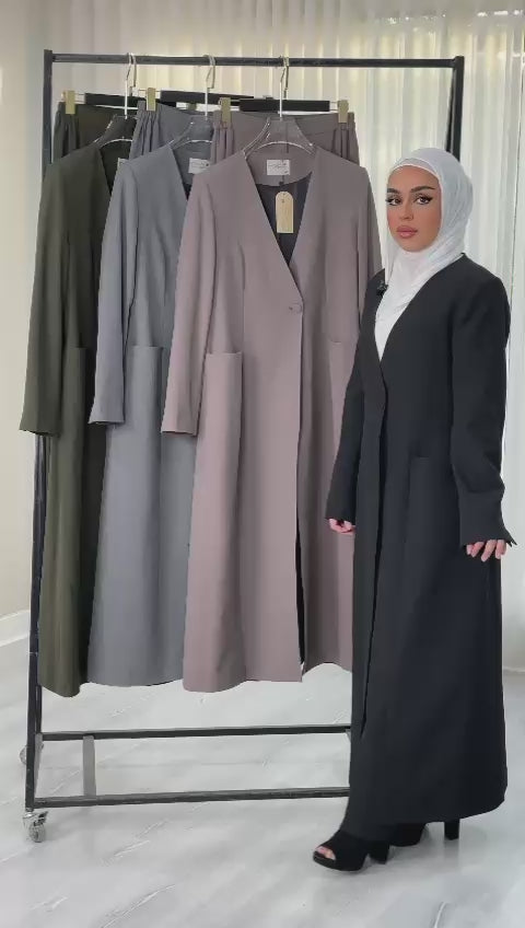 جاكيت نسائي واسع وطويل