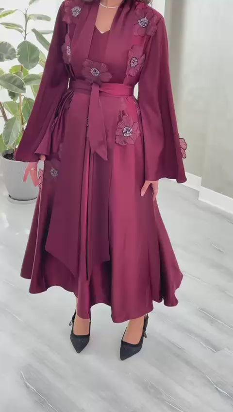 فستان نسائي مع رداء