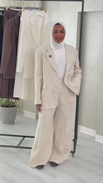 بدلة نسائي واسعة