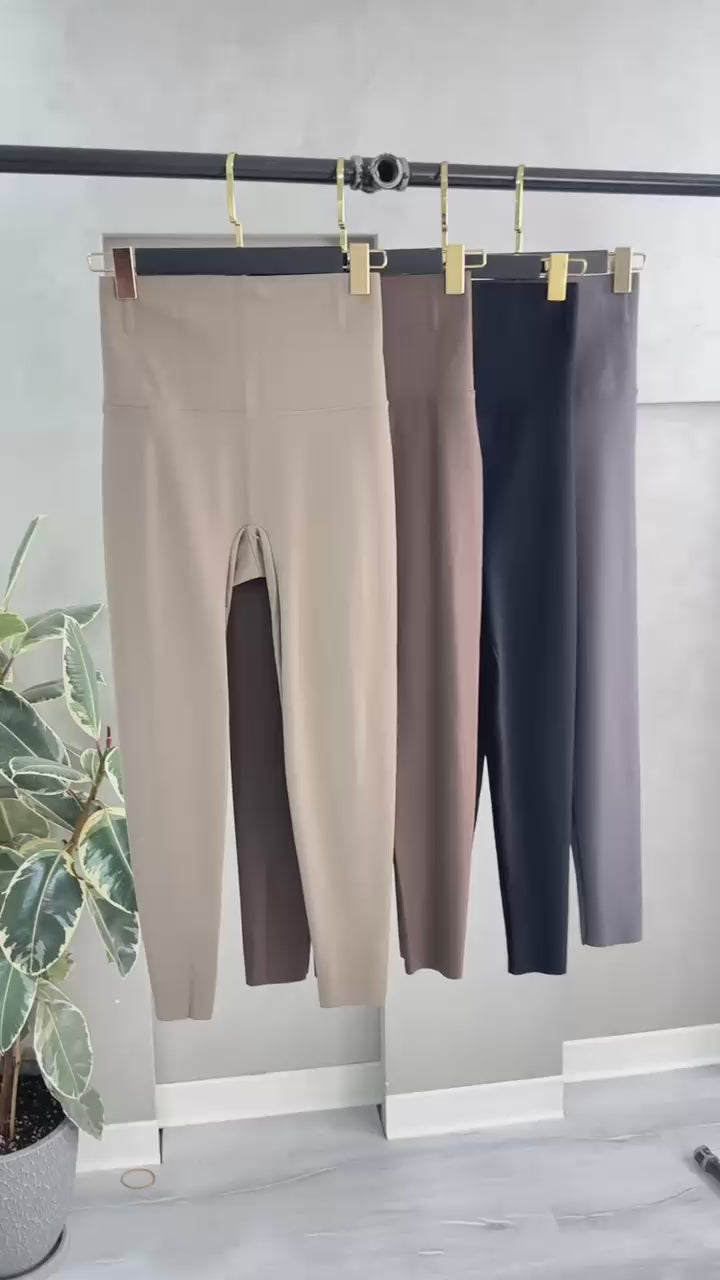 ليقنز نسائي